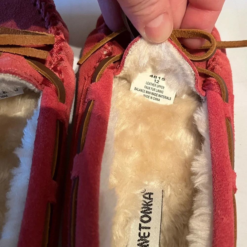 Kids Pink Minnetonka Moccasins. Size 12